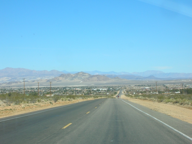 Driving into Ridgecrest, CA where Peter and Tara now live.